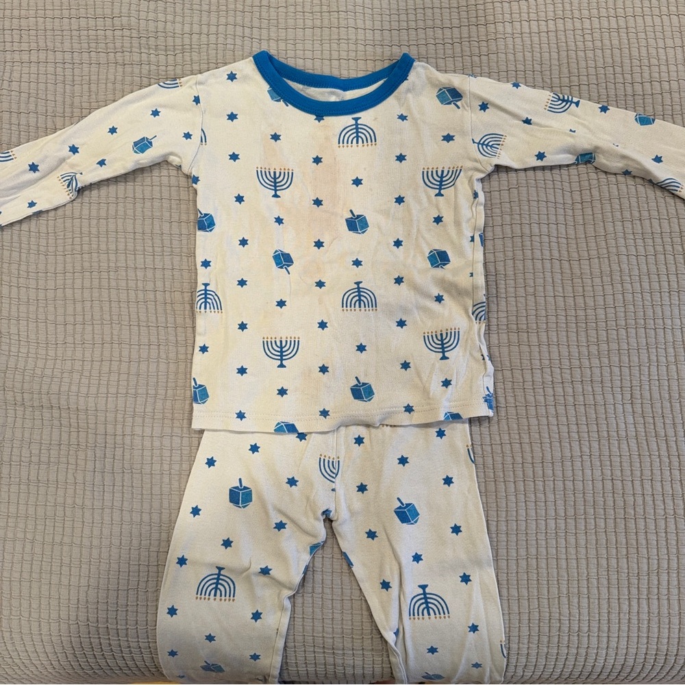 Gap Blue and White Kids Hannukah Pajamas - Size 6